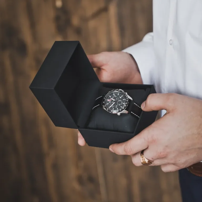 Rigid Watch Boxes
